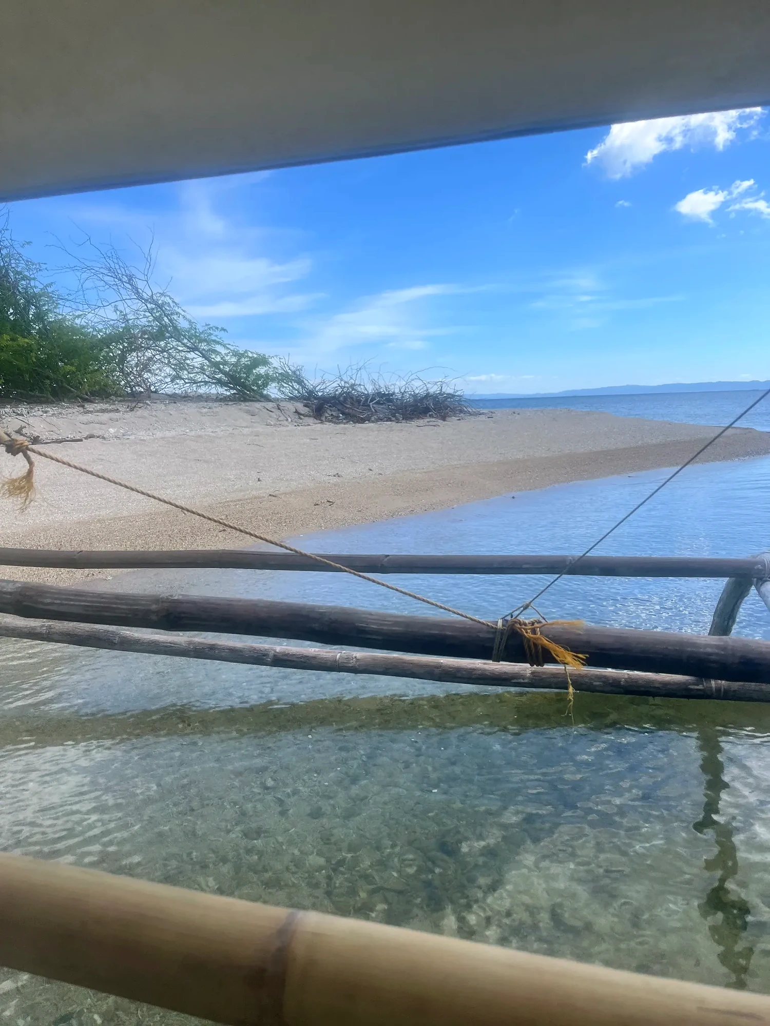 Sandbar near Tabunan White Beach in Pilar Bay, Sorsogon